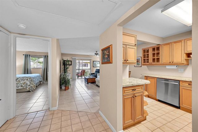 251 S Cypress Road 144, Pompano Beach, FL 33060