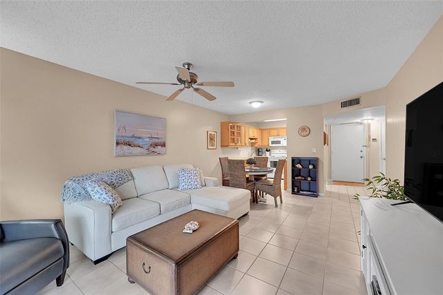 251 S Cypress Road 144, Pompano Beach, FL 33060
