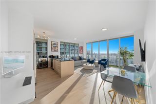 1111 SW 1st Ave 2114-N, Miami, FL 33130