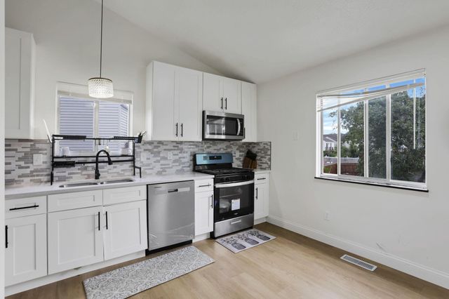 3181 Creighton Place, Reynoldsburg, OH 43068