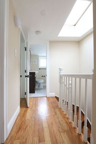 3 Saint James Pl 3, Boston, MA 02119