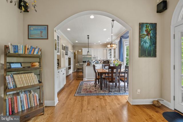 42 POPLAR POINT RD, Edgewater, MD 21037