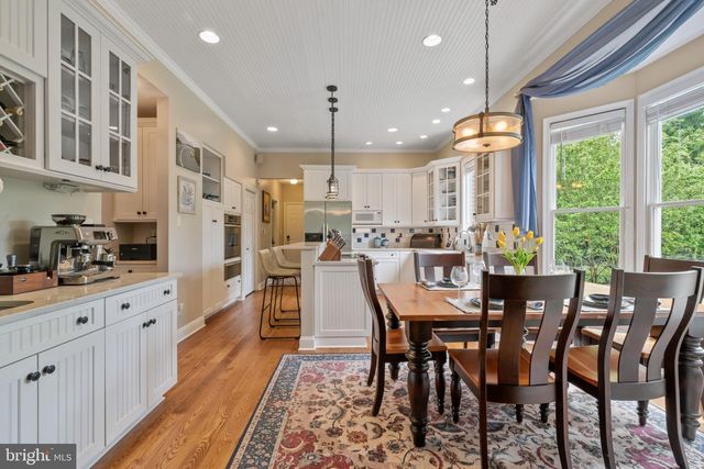 42 POPLAR POINT RD, Edgewater, MD 21037