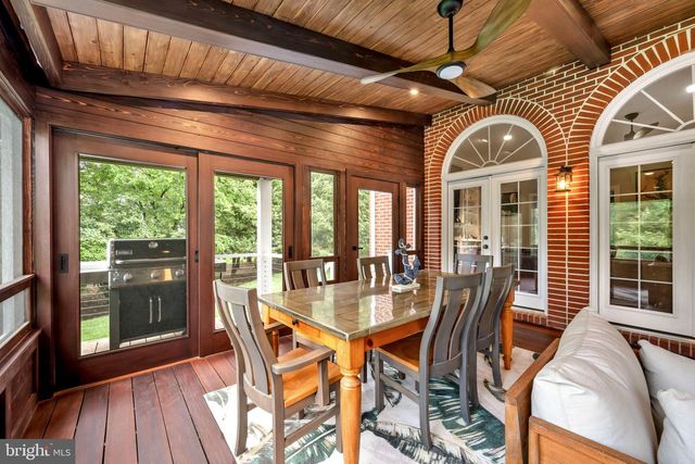 42 POPLAR POINT RD, Edgewater, MD 21037