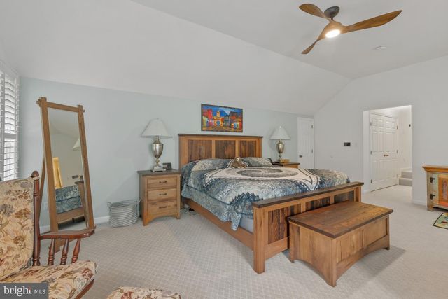 42 POPLAR POINT RD, Edgewater, MD 21037