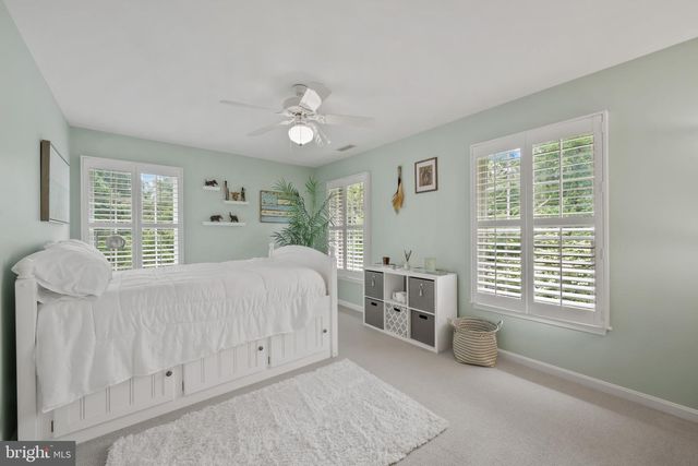 42 POPLAR POINT RD, Edgewater, MD 21037