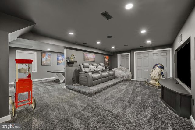 42 POPLAR POINT RD, Edgewater, MD 21037