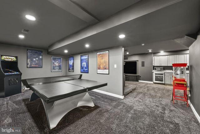 42 POPLAR POINT RD, Edgewater, MD 21037