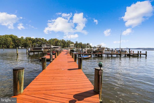 42 POPLAR POINT RD, Edgewater, MD 21037