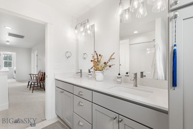 112 Hilgard Peak, Bozeman, MT 59718