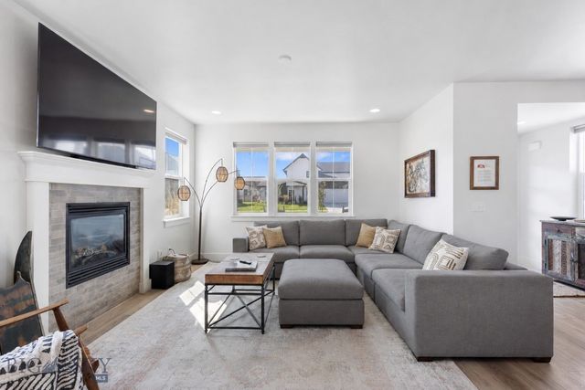 112 Hilgard Peak, Bozeman, MT 59718