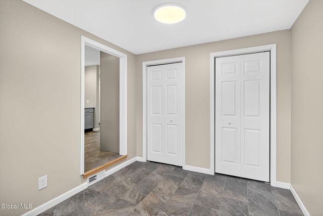 2965 Hillcrest Road, Niskayuna, NY 12309