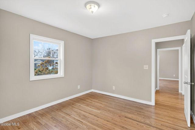 2965 Hillcrest Road, Niskayuna, NY 12309