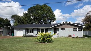 105 Edgewater Dr, Winchester, TN 37398