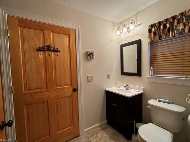 369 Pinecrest Circle, Troy, NC 27371