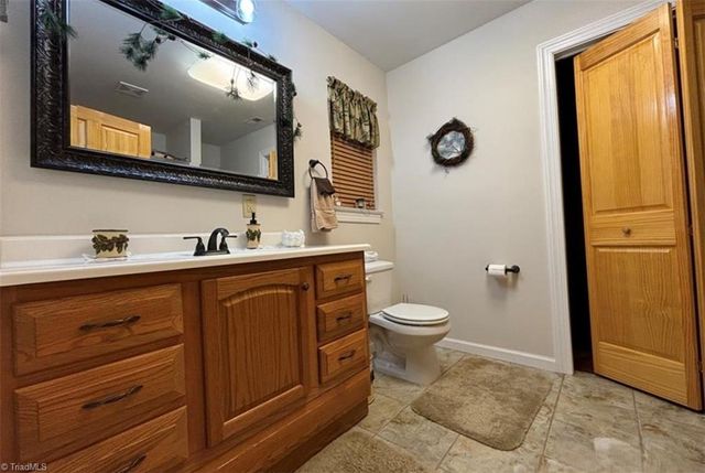 369 Pinecrest Circle, Troy, NC 27371