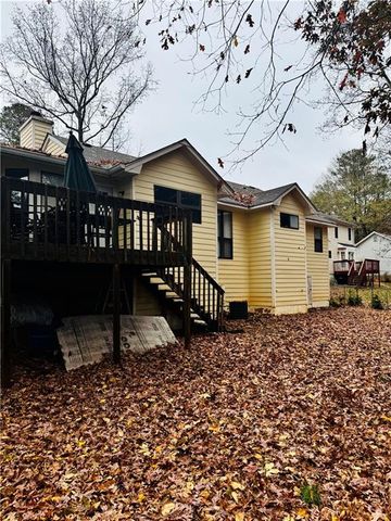 2625 Sims Crest Ct, Snellville, GA 30078