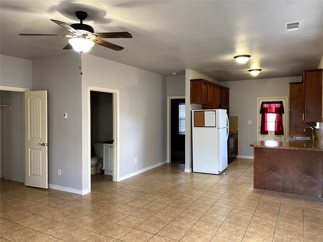 906 Parkplace Ridge, Princeton, TX 75407