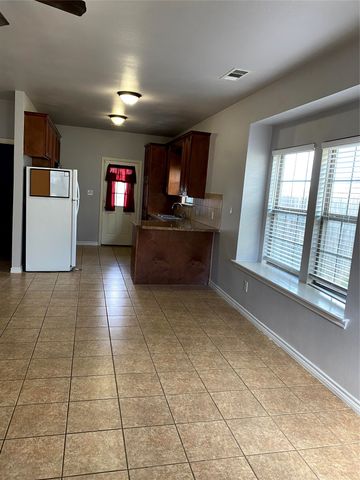 906 Parkplace Ridge, Princeton, TX 75407