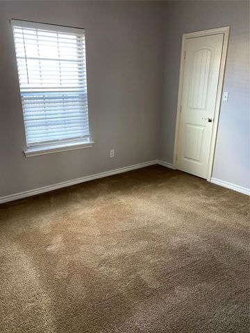 906 Parkplace Ridge, Princeton, TX 75407