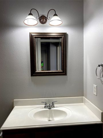 906 Parkplace Ridge, Princeton, TX 75407