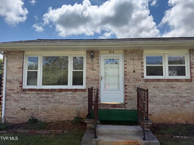 914 East Mountain View Road, Johnson City, TN 37601