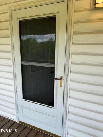 914 East Mountain View Road, Johnson City, TN 37601