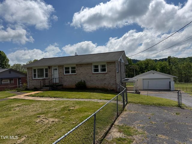 914 East Mountain View Road, Johnson City, TN 37601