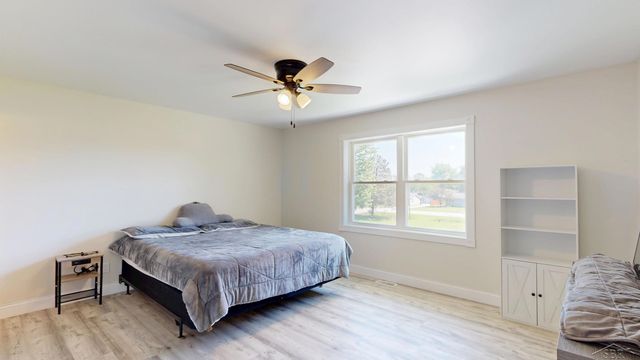 6785 N Michigan Road, Kochville Twp, MI 48604