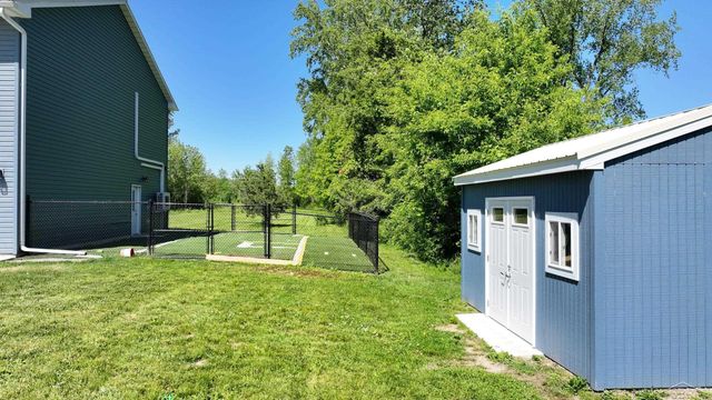 6785 N Michigan Road, Kochville Twp, MI 48604
