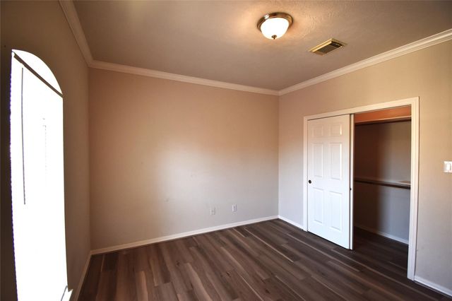 2835 Briarhurst Park, Houston, TX 77057