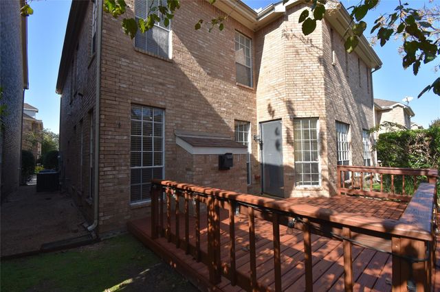 2835 Briarhurst Park, Houston, TX 77057