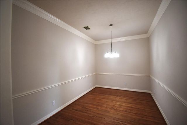 2835 Briarhurst Park, Houston, TX 77057