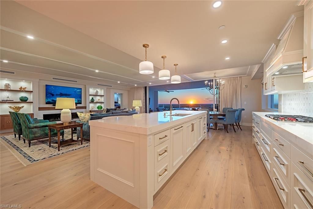 13935 OLD COAST RD # 606, Naples, FL 34110