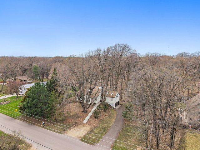 3923 Elmwood Street, Vadnais Heights, MN 55127