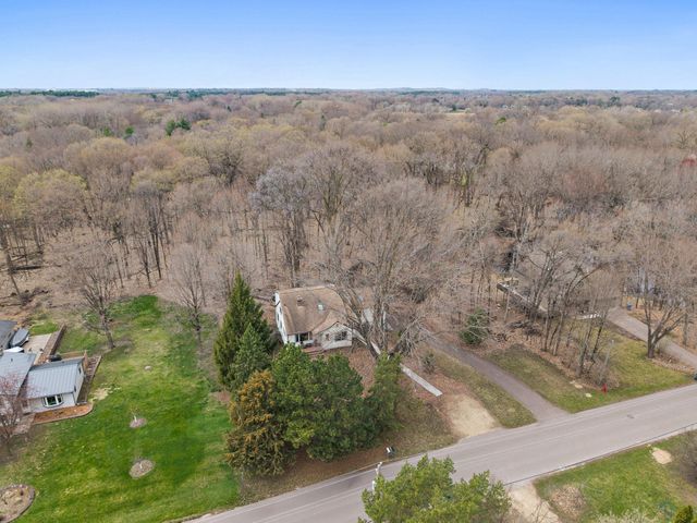 3923 Elmwood Street, Vadnais Heights, MN 55127