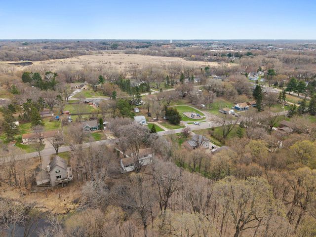 3923 Elmwood Street, Vadnais Heights, MN 55127