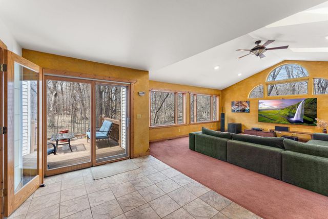 3923 Elmwood Street, Vadnais Heights, MN 55127