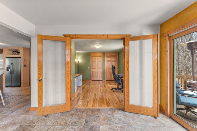 3923 Elmwood Street, Vadnais Heights, MN 55127