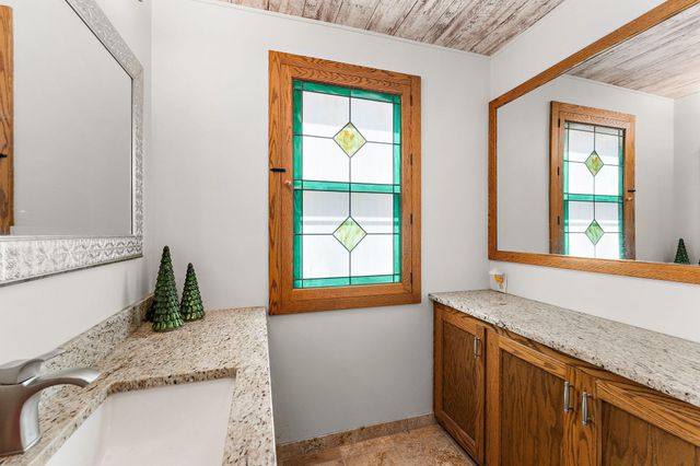 3923 Elmwood Street, Vadnais Heights, MN 55127