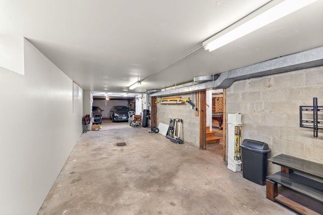 3923 Elmwood Street, Vadnais Heights, MN 55127