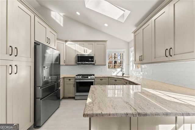 6530 Remington Drive, Cumming, GA 30040