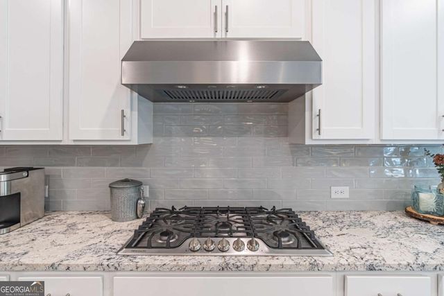 5122 Watchmans Cove, Gainesville, GA 30504