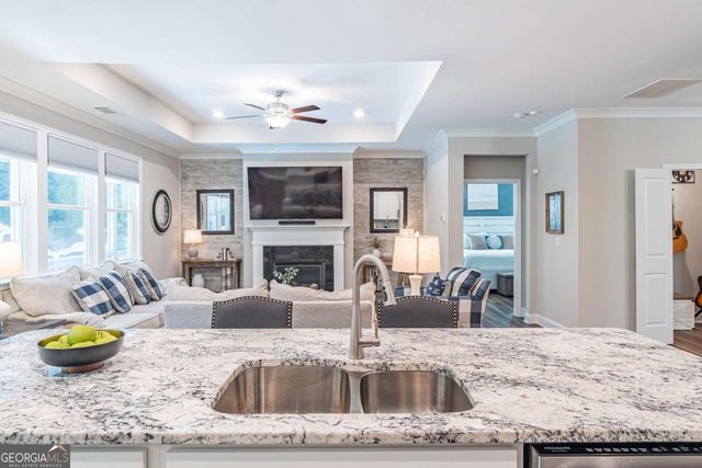 5122 Watchmans Cove, Gainesville, GA 30504