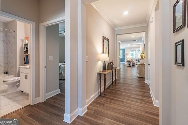 5122 Watchmans Cove, Gainesville, GA 30504