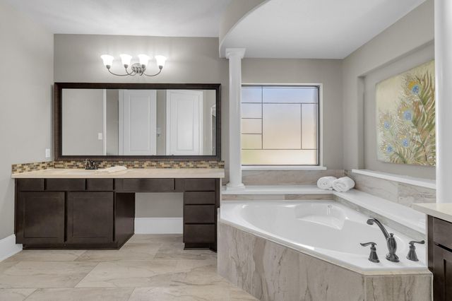 5907 Diamond Shadow Court, Richmond, TX 77469