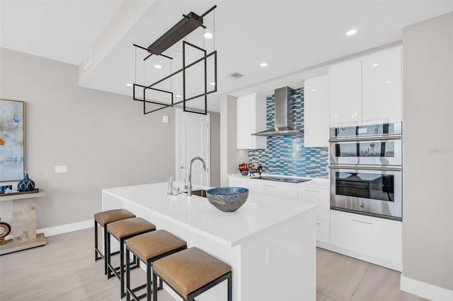 301 1ST STREET S 3306, St Petersburg, FL 33701