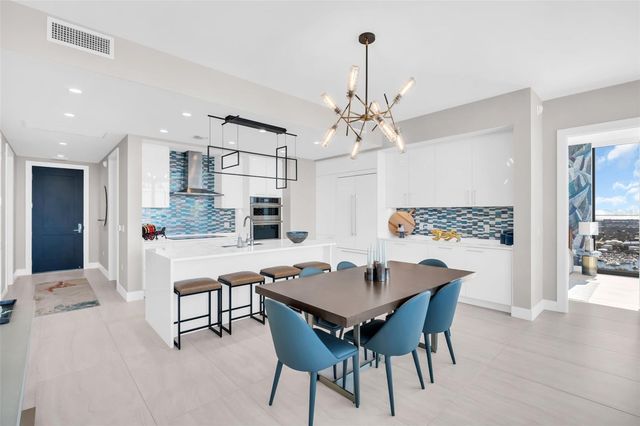 301 1ST STREET S 3306, St Petersburg, FL 33701