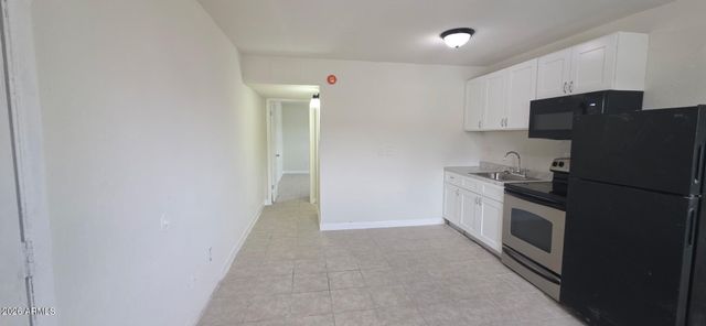 9648 N 12TH Avenue, Phoenix, AZ 85021