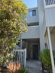 165 Oddstad Dr #67, Vallejo, CA 94589